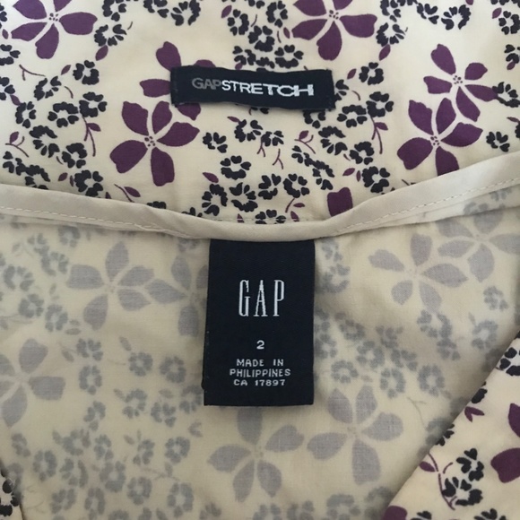 GAP Woman's Stretchy Skirt - Picture 3 of 3